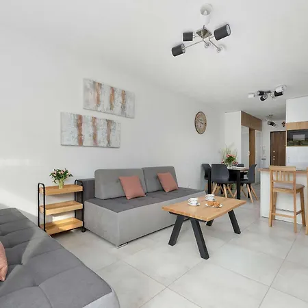 Komfortowe Z Tarasem Blisko Plazy W Miedzywodziu By Renters *