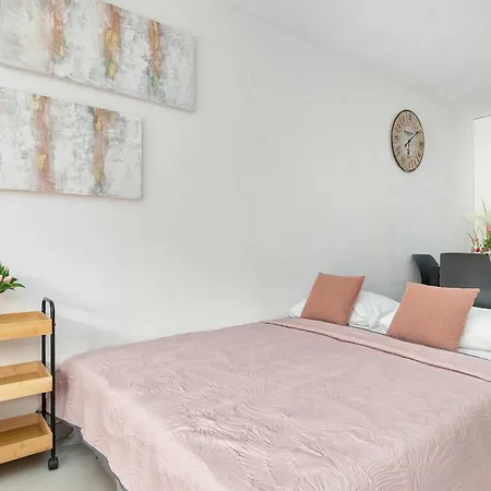 Apartamento Komfortowe Z Tarasem Blisko Plazy W Miedzywodziu By Renters Międzywodzie